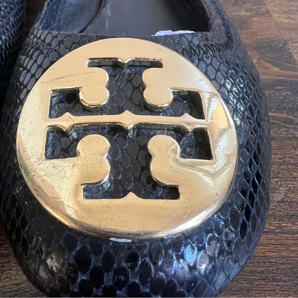 Tory Burch Reva Black Shiny textured Leather Ballet Flats US8